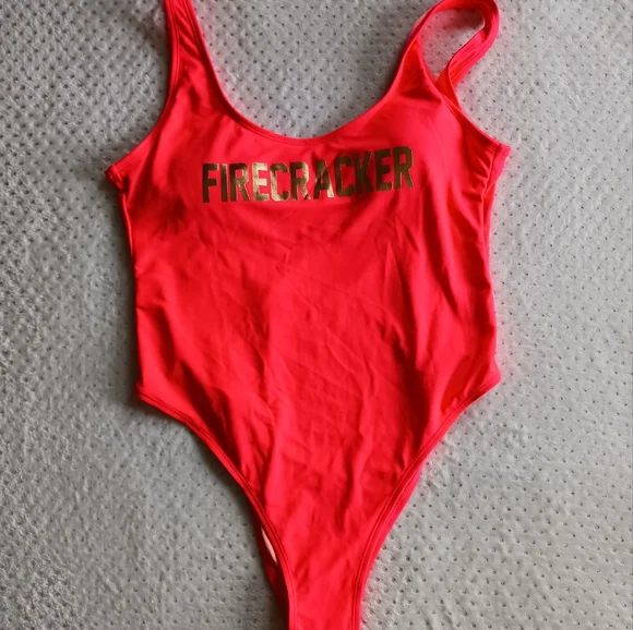 Firecracker / baywatch look alike Hig leg one-piece Red corals swimsuit size XL - Picture 6 of 10